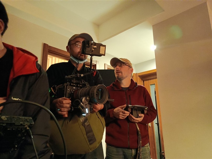 Indoor production setup for filming in Ningbo